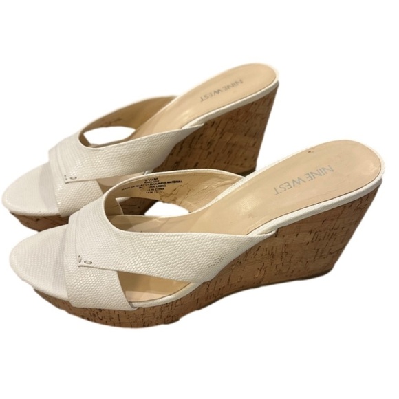 Nine West Cork Wedges Slip On Open Toe White Sandals size 9.5 - Picture 3 of 11